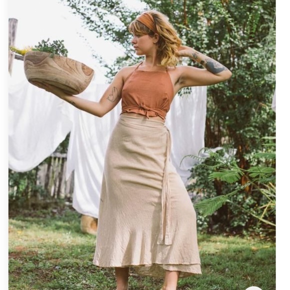 100% Raw Linen Midi Skirt - Picture 9 of 10
